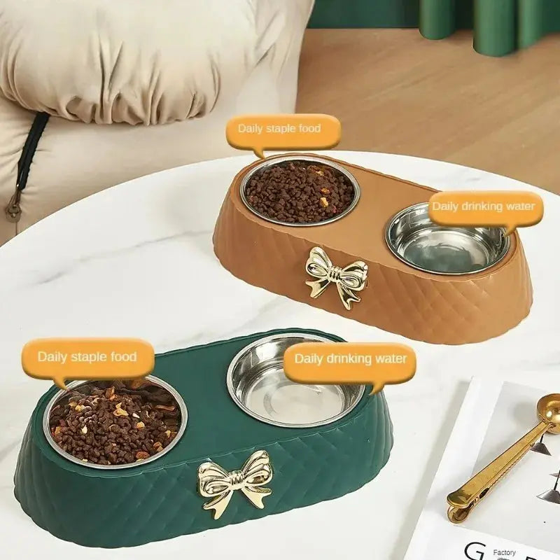 1PC Haustier Hund und Katze Futternäpfe Bowtie Hundefutter Trinken Doppel Schüssel Heimtierbedarf Fellnasenliebe123